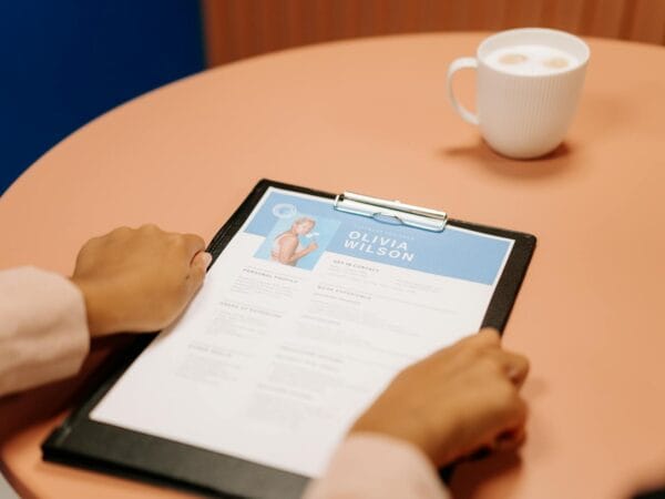 Photo by cottonbro studio